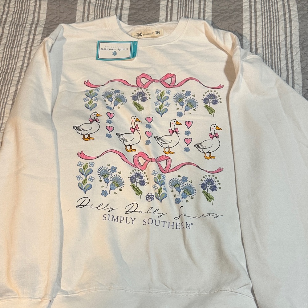 Simply Southern Kids White and Pink Graphic Sweatshirt